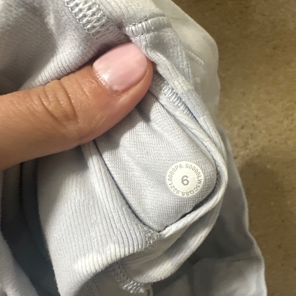 Lululemon leggings - Picture 4 of 4